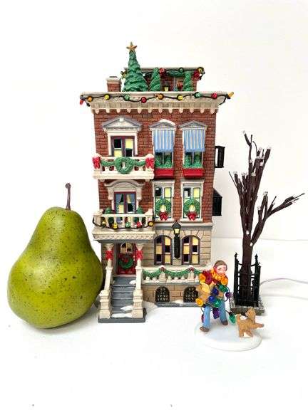 “Parkside Holiday Brownstone” Department 56