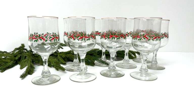 Vintage Holiday Stemware Set