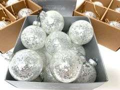 Glitter Glass Ornament Set