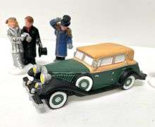“Steppin’ Out On The Town” Department 56 Accessory Figures