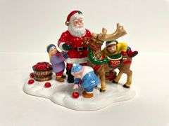 “Santa Comes To Town 1999” Department 56