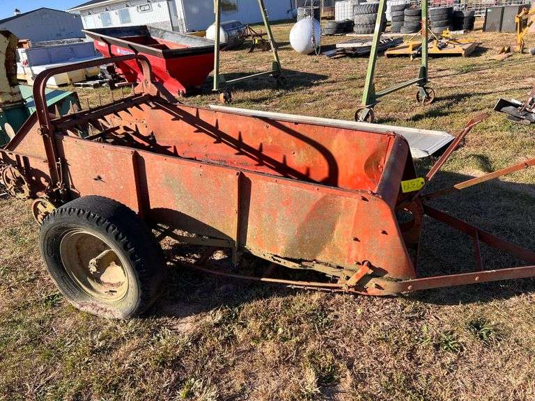 Small Manure Spreader Property Peddler