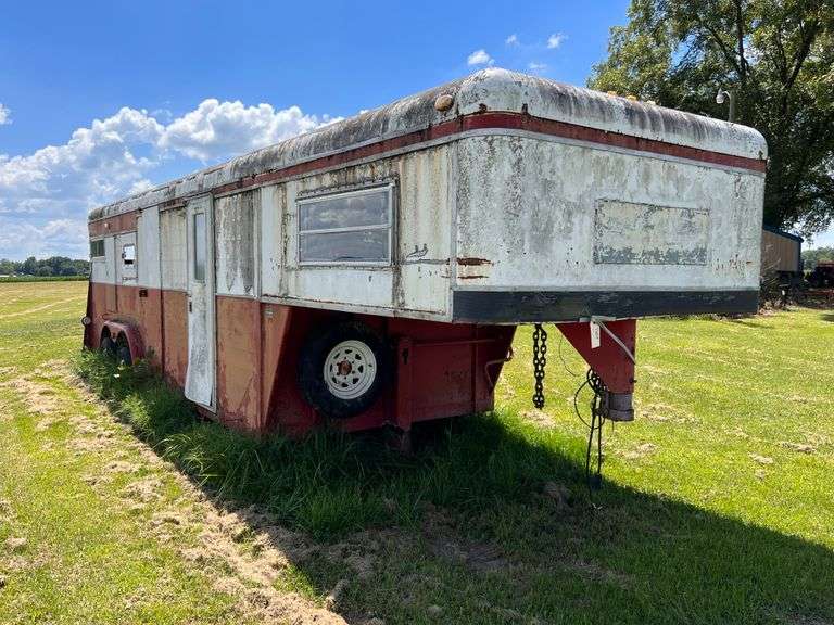 Horse Trailer Property Peddler