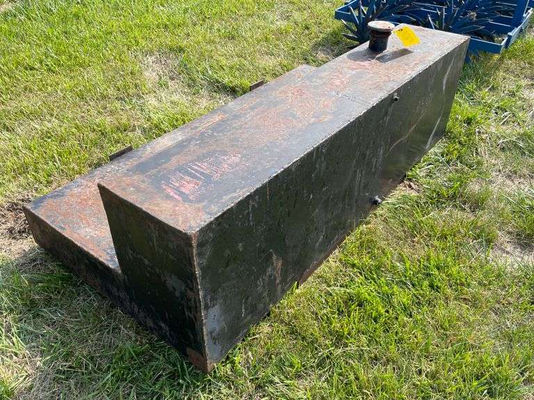 100 Gal. Fuel Tank Property Peddler