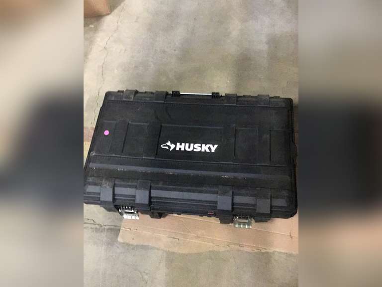 37 in. Rolling Tool Box Utility Cart Black. Missing wheels 59.99