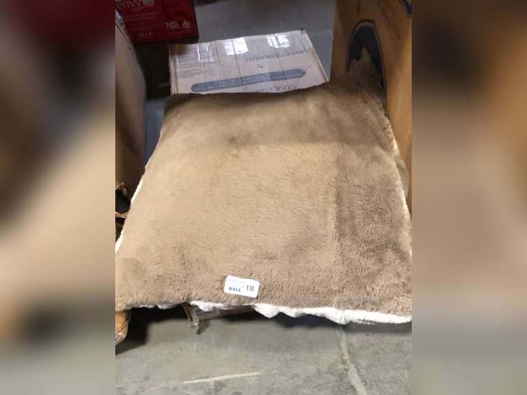 Preowned Idea Nuova Parklane Braided Ombre Decorative Pillow 24”x24