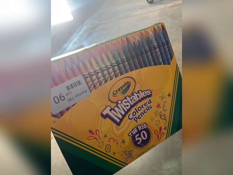 Crayola Twistables Colored Pencil Set, Kids Art Supplies, Fun Gifts For