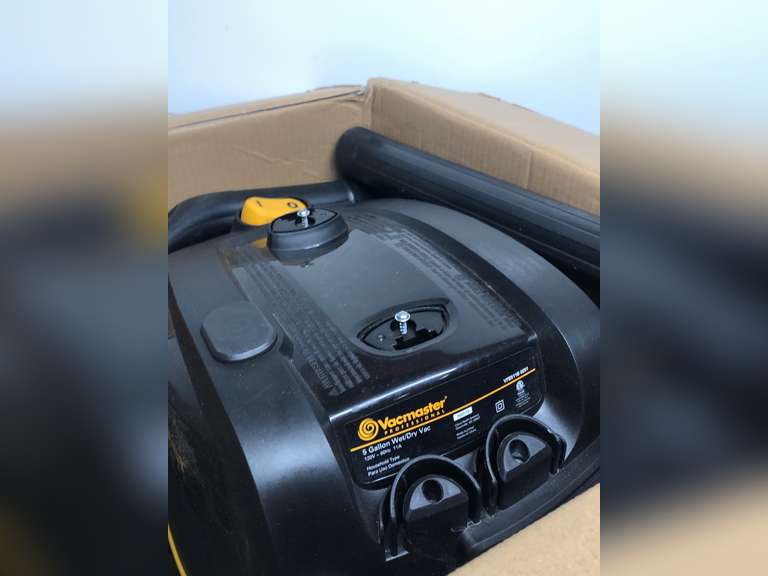 Vacmaster Professional Professional Wet/Dry Vac, 5 Gallon, Beast
