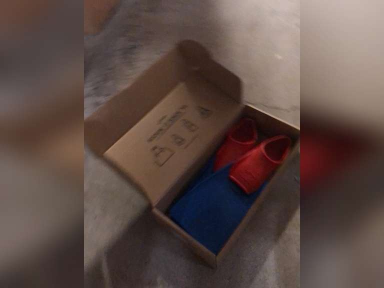 FINIS Long Floating Fins for Swimming and Snorkeling Check Size Chart