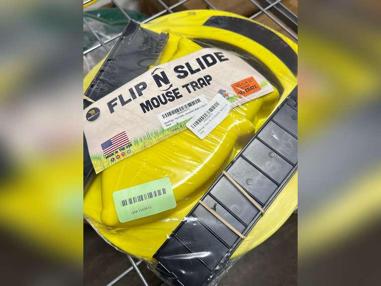 Flip N Slide Bucket Lid Mouse Trap Humane or Lethal