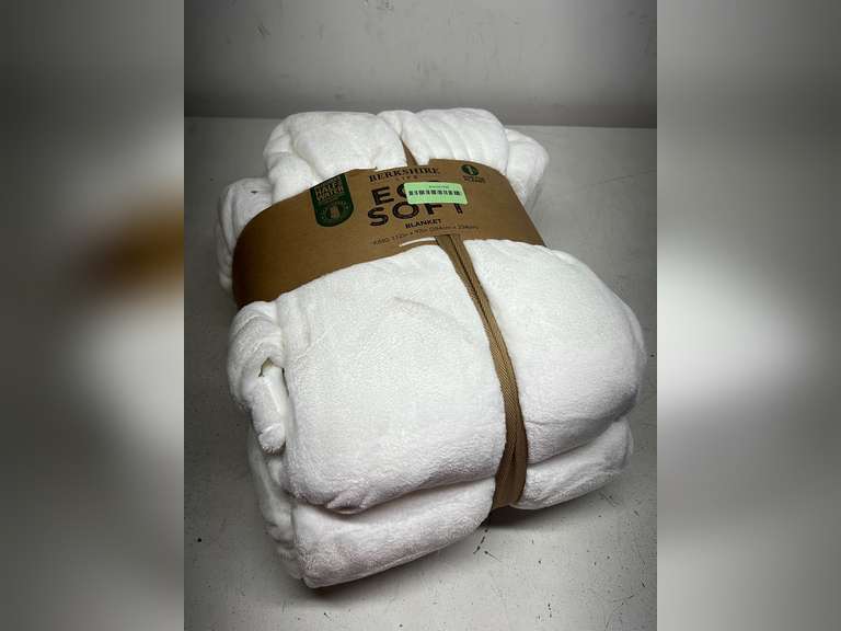 Berkshire Eco Soft Blanket King (Off White) 50 Quarter Price