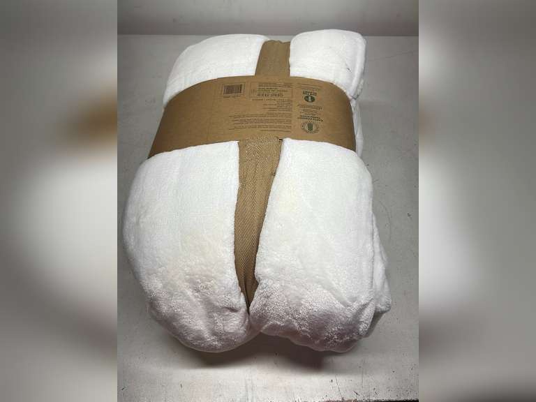 Berkshire Eco Soft Blanket King (Off White) 50 Quarter Price