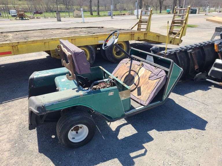 EZGo 3 Wheeled Golf Cart Frame & Some Parts Rogers Community Auction Inc.