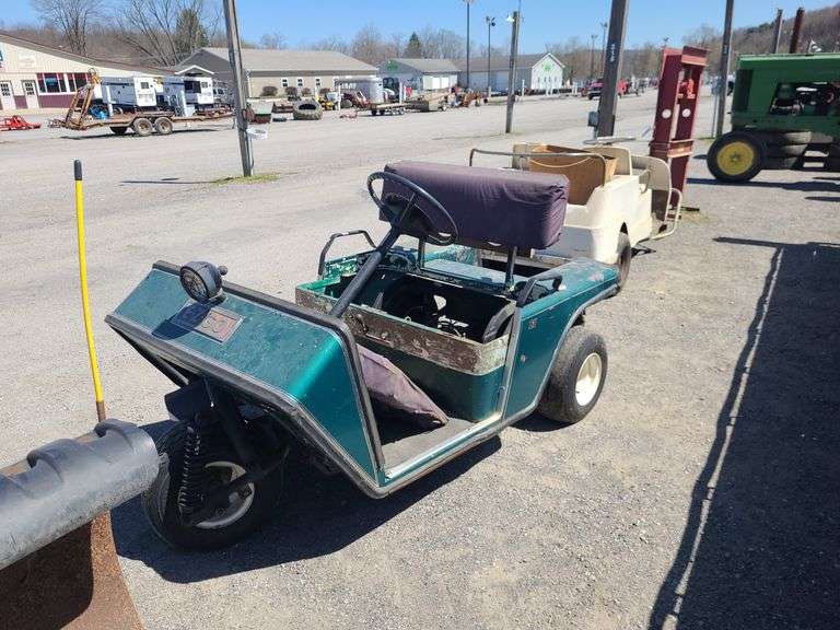 EZGo 3 Wheeled Golf Cart Frame & Some Parts Rogers Community Auction Inc.