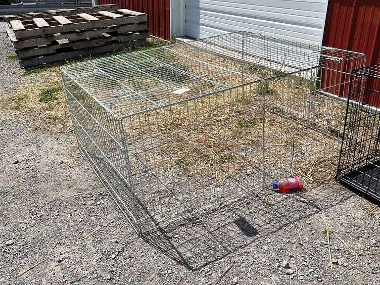 Small Animal Run Rogers Community Auction Inc.