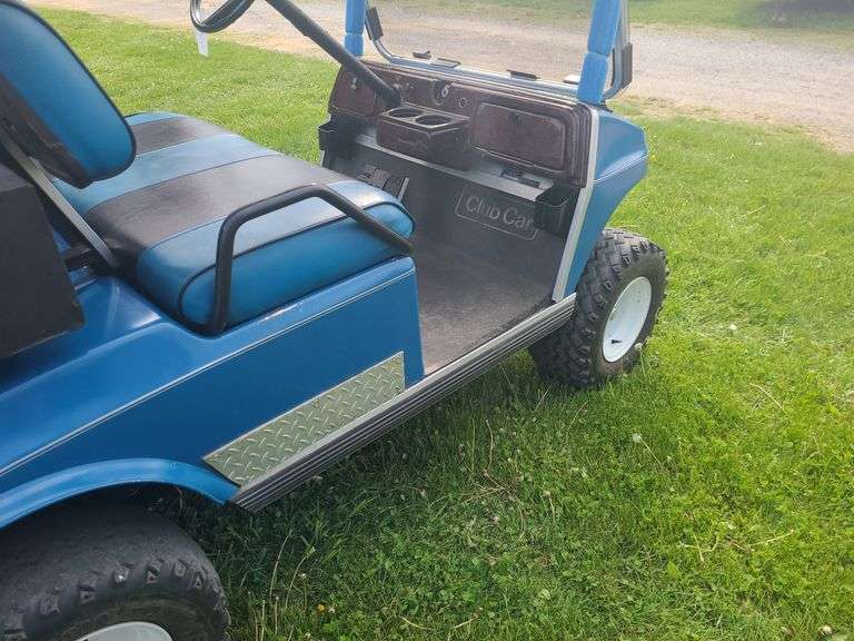 1991 Club Car Gas Golf Cart Rogers Community Auction Inc.