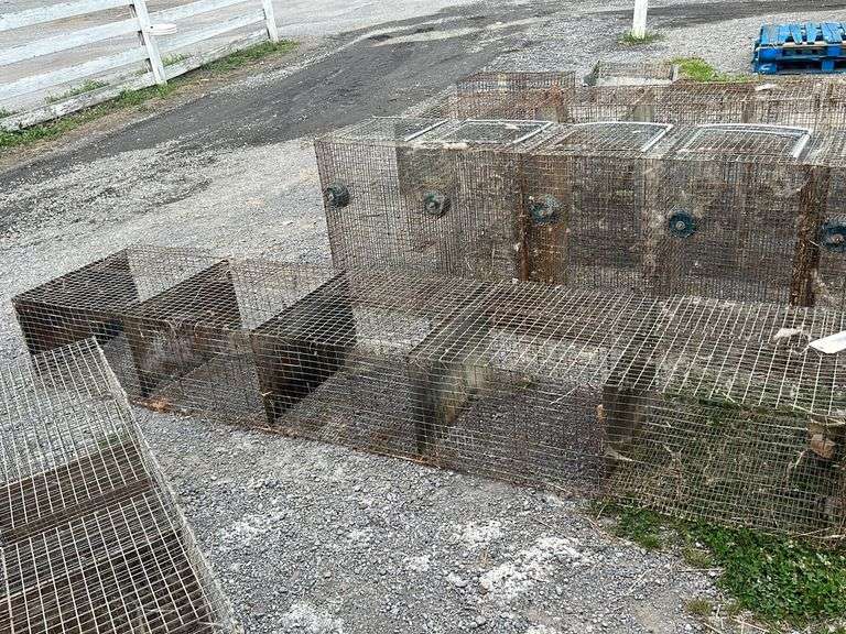 Hanging Rabbit Cage Rogers Community Auction Inc.