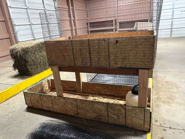 2 Tier Brooder W/ Waterer Rogers Community Auction Inc.