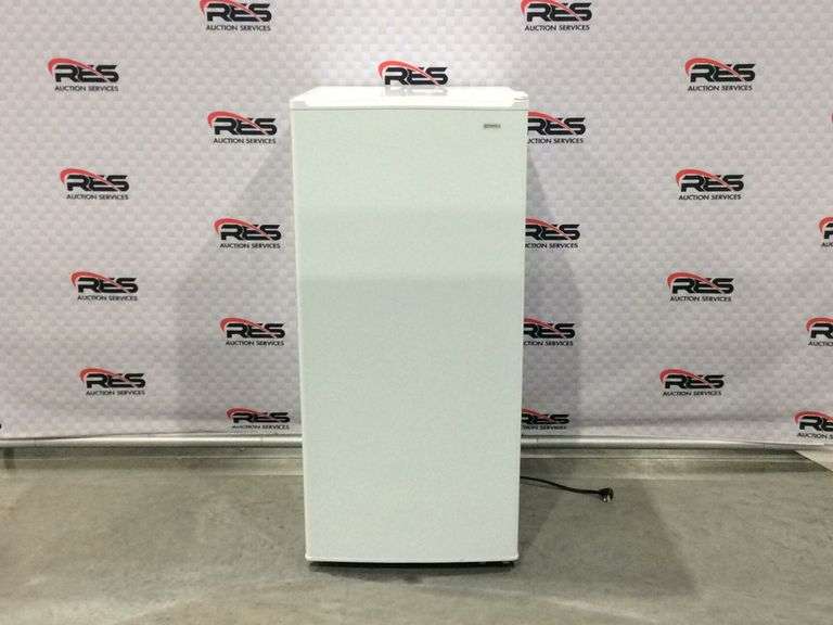 Standup Freezer RES Auction Services