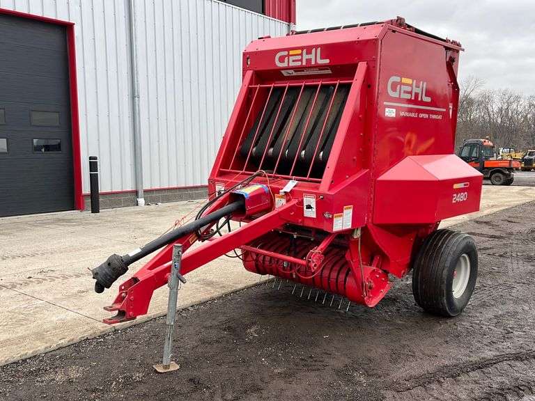 "ABSOLUTE" Gehl 2480 Round Baler RES Auction Services