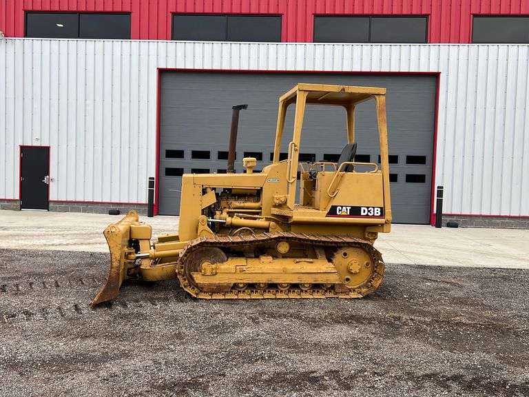 "ABSOLUTE" CAT D3B Dozer RES Auction Services