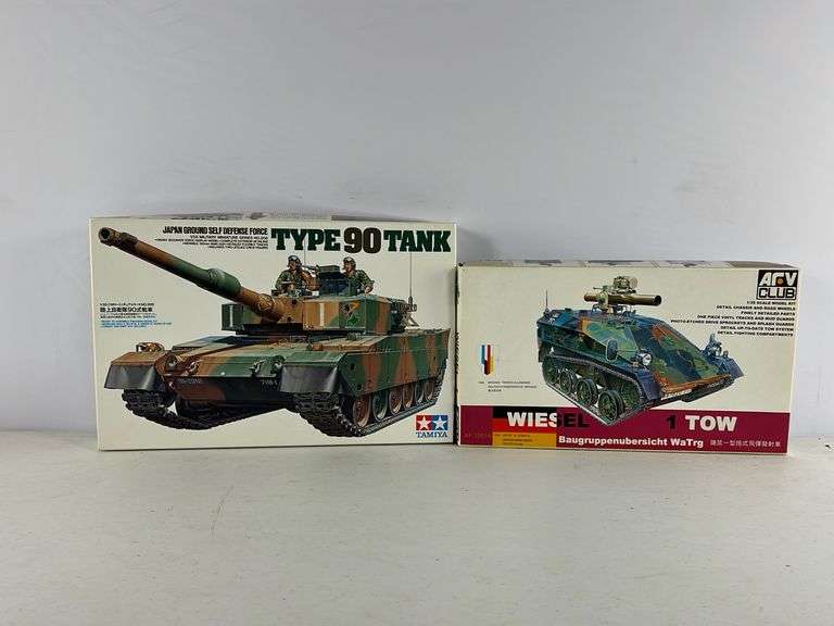 (2) Tank Model Kits in Box RES Auction Services