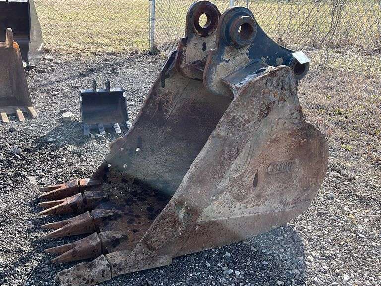 Fleco SK200 Quick Attach Excavator Bucket RES Auction Services