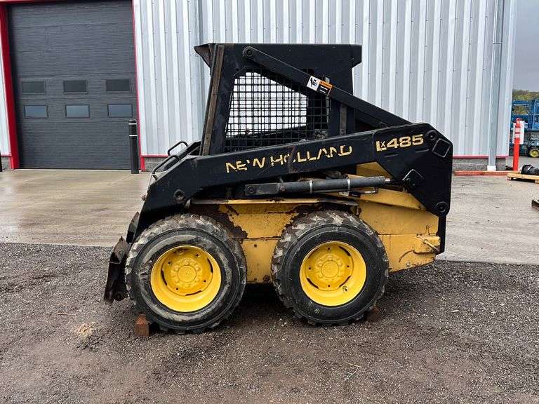"ABSOLUTE" New Holland LX485 Skid Loader RES Auction Services