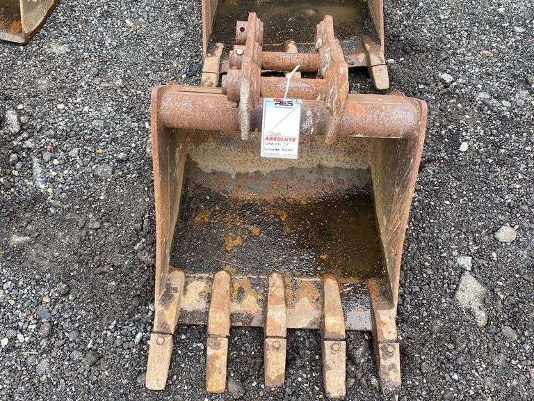"ABSOLUTE" 24" Takeuchi Excavator Bucket RES Auction Services