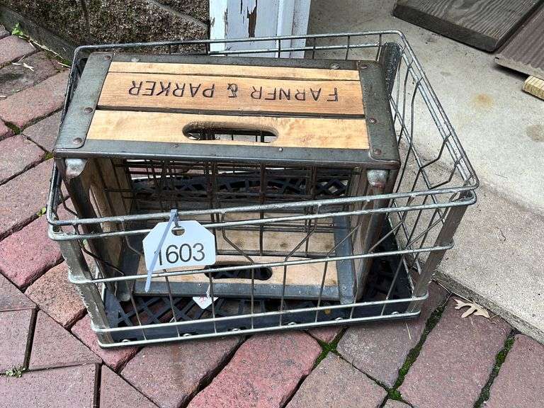 Wire crates RES Auction Services