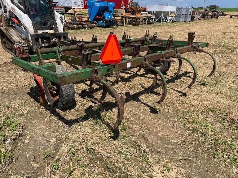 John Deere 100 12 Shank Chisel Plow RES Auction Services