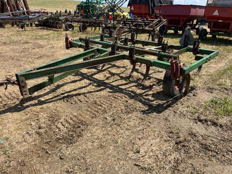 John Deere 100 12 Shank Chisel Plow RES Auction Services