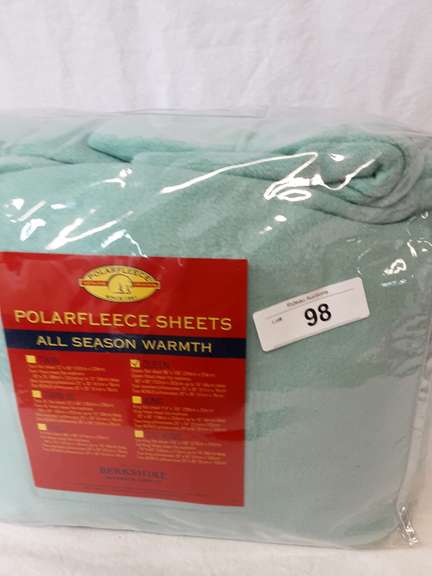 Berskshire Polar Fleece Sheets Queen Green Rideau Auctions berskshire-polar-fleece-sheets-queen-green-rideau-auctions