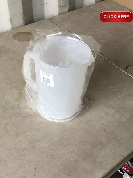 Large measuring bucket, 2.5 litre - Rideau Auctions