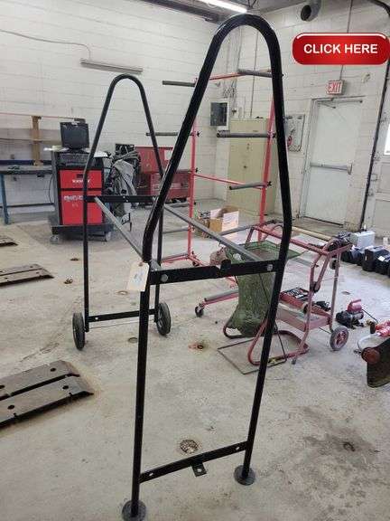 Portable tire rack - Rideau Auctions
