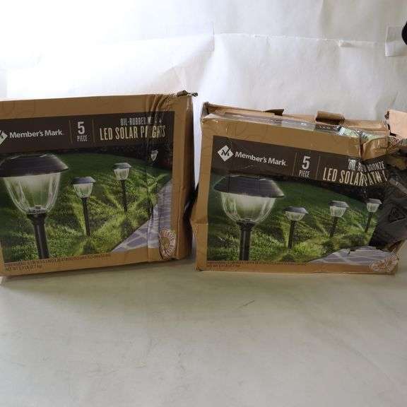 Member's Mark LED Solar Path Lights Lot of 2 Rio Grande Trade
