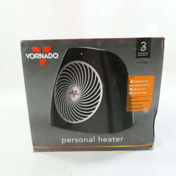 Vornado VH202 Personal Space Heater, Black Rio Grande Trade