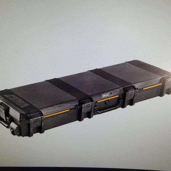 Vault by Pelican V800 MultiPurpose Wide Hard Case with Foam Rio