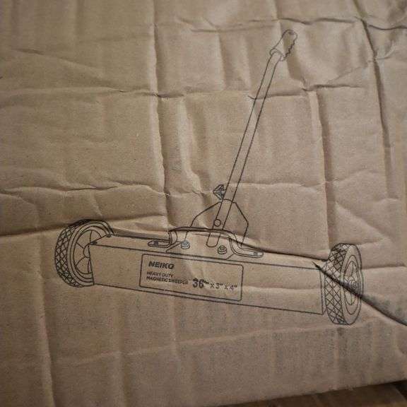 Neiko 36 Inch Pickup Sweeper w/Wheels Rio Grande Trade