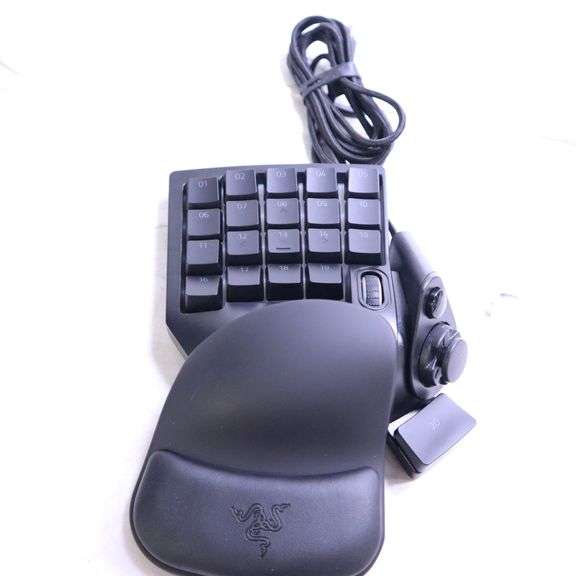 Razer Tartarus v2 Gaming Keypad MechaMembrane Key Switches 32