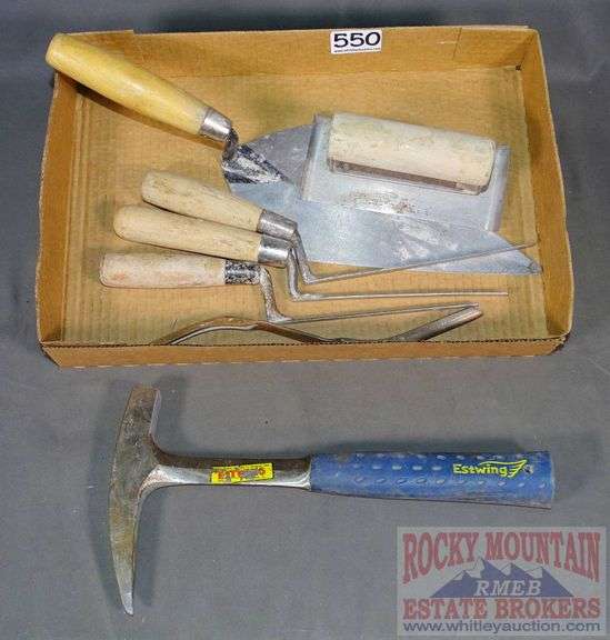 Estwing rock hammer & assorted trowels. All for one money. Rocky