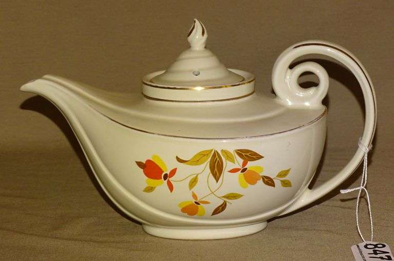Vintage Hall "Jewel Tea" Aladdin Teapot. Rocky Mountain Estate