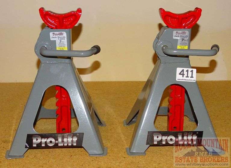 2 ProLift 2Ton Jack Stands. Look New. Rocky Mountain Estate Brokers