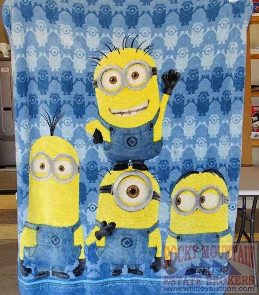 Fuzzy Minion Blanket & Furry Purple Pillow Case. Rocky Mountain