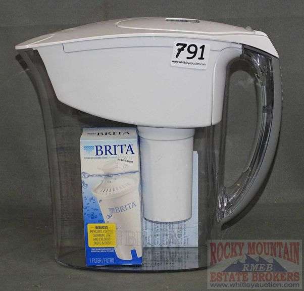 Brita Water Pitcher Dispenser with Extra Filter. Rocky Mountain