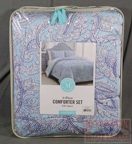 New Martha Stewart 3 Piece Full/Queen Size Comforter Set from the