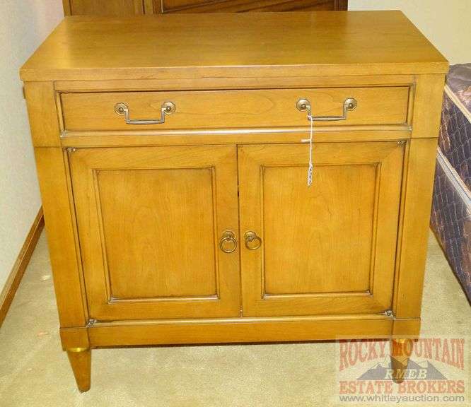 High quality Century 1drawer 2door 30x31x18. Rocky