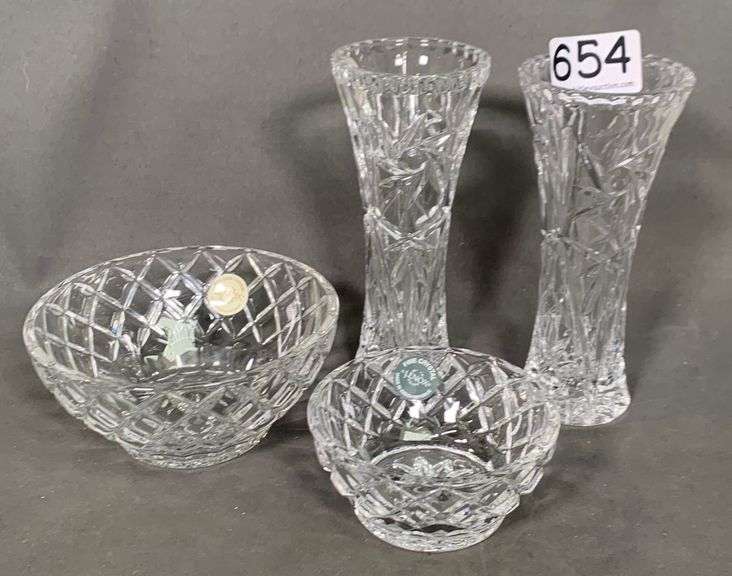 Lenox Crystal Diamond Bowl & 2 bud vases with COA. All for one money