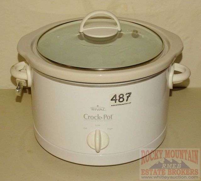 Rival round crock pot with removable insert. Rocky Mountain Estate Brokers Inc.