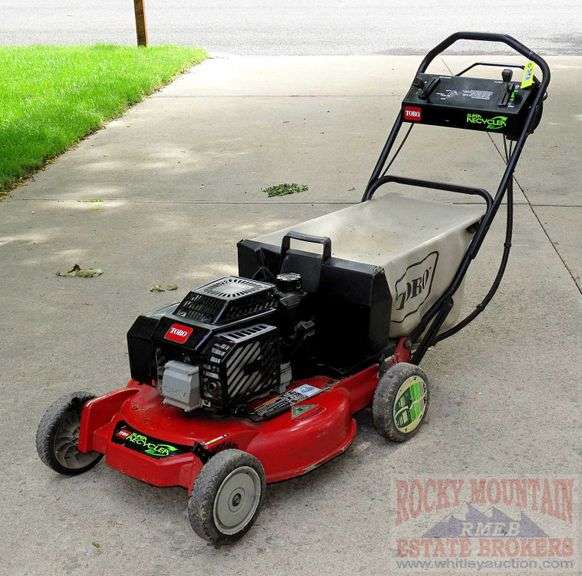 Toro Super Recycler self propelled rear bagging lawn mower w/ GTS5 6.0